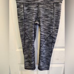 Cropped Workout Leggings